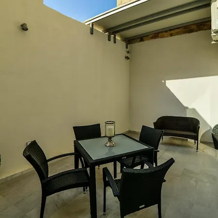 Collection - St Elmo Luxury Apartment *