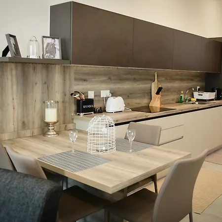 Apartment Collection - St Elmo Luxury *